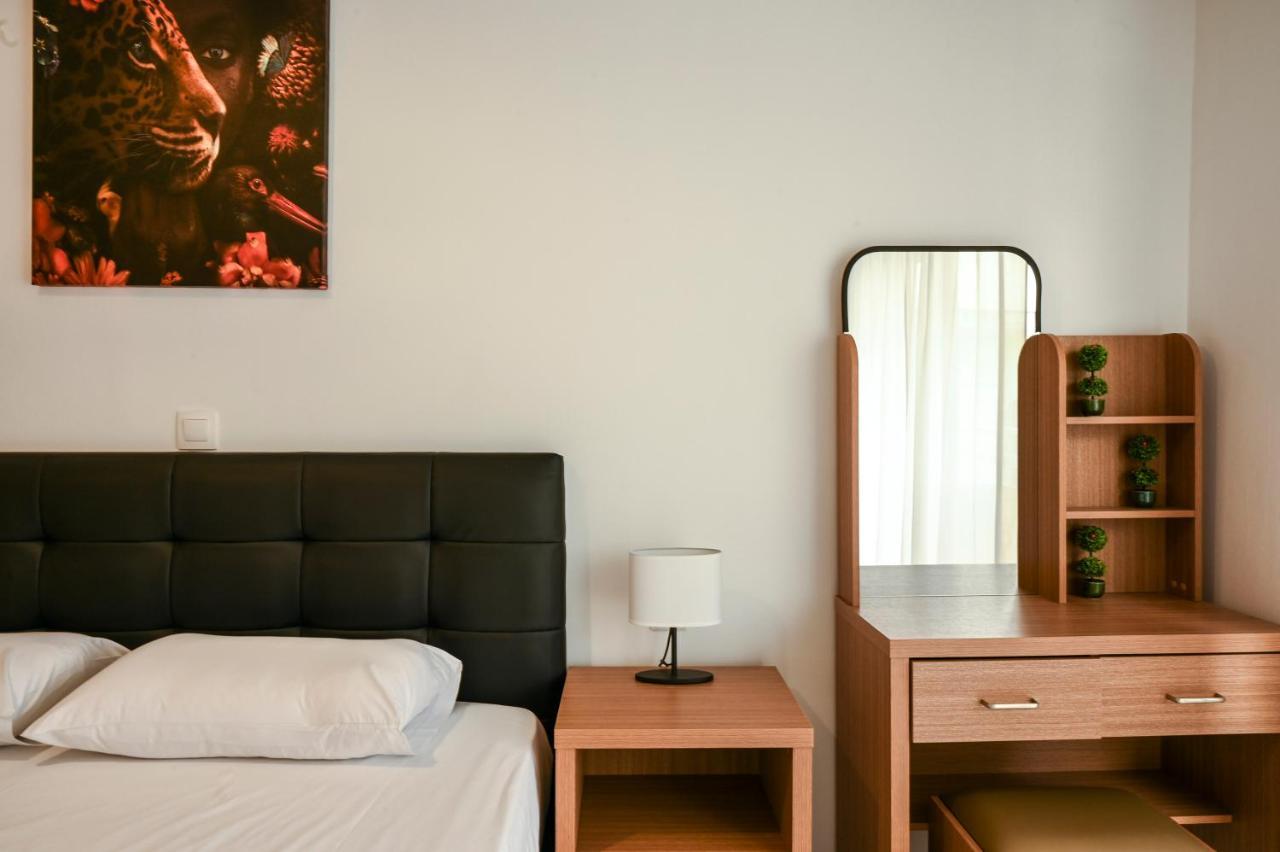 Thessaloniki Center Modern Apartment Buitenkant foto