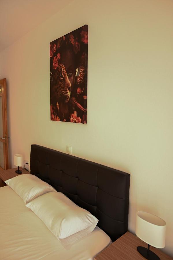 Thessaloniki Center Modern Apartment Buitenkant foto