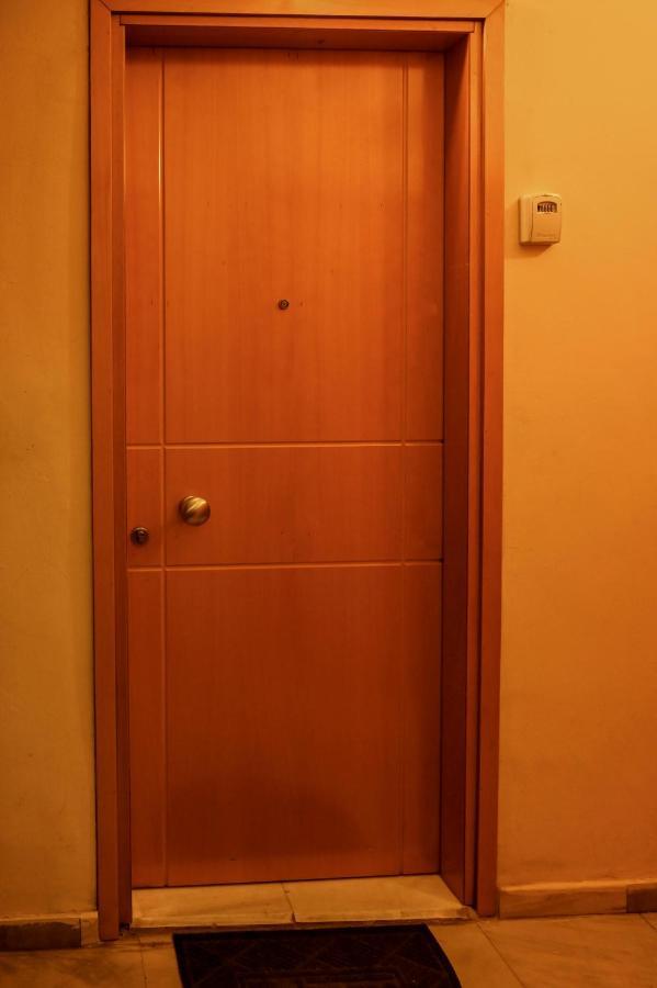 Thessaloniki Center Modern Apartment Buitenkant foto